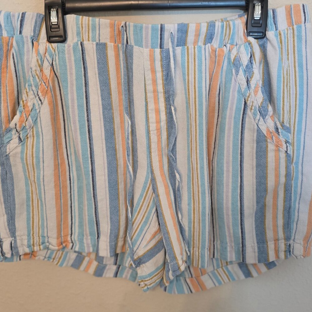 Briggs women's drawstring beach shorts, size L.